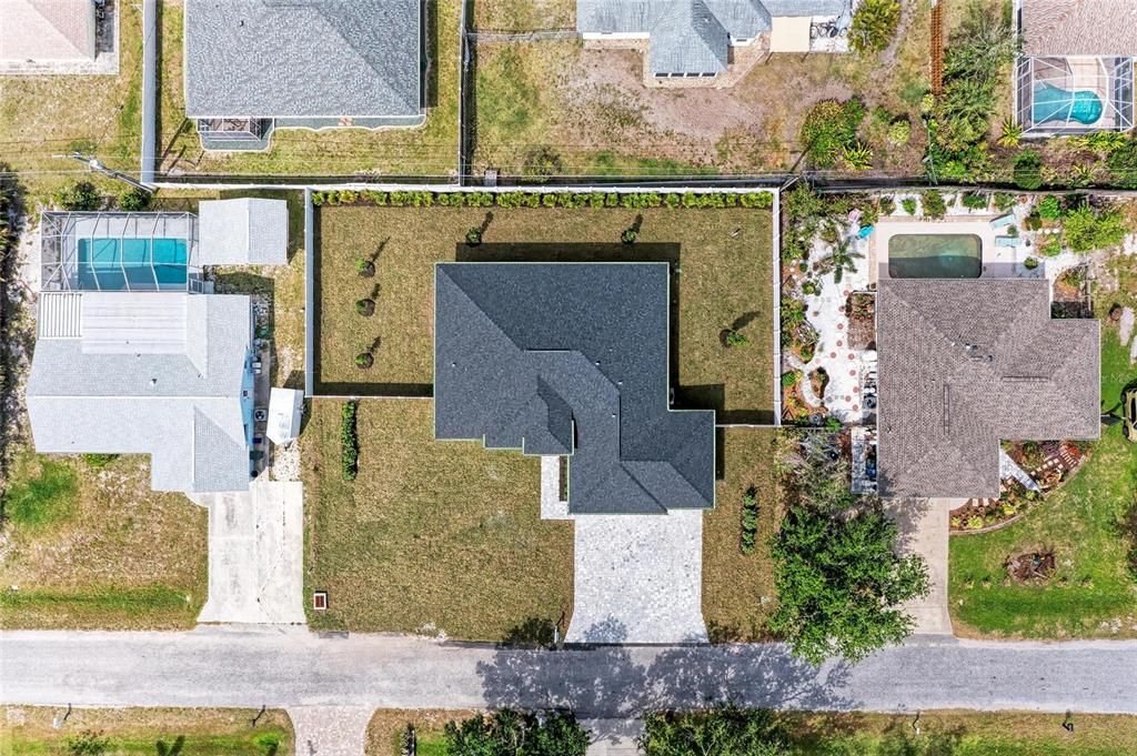 Exterior, Drone