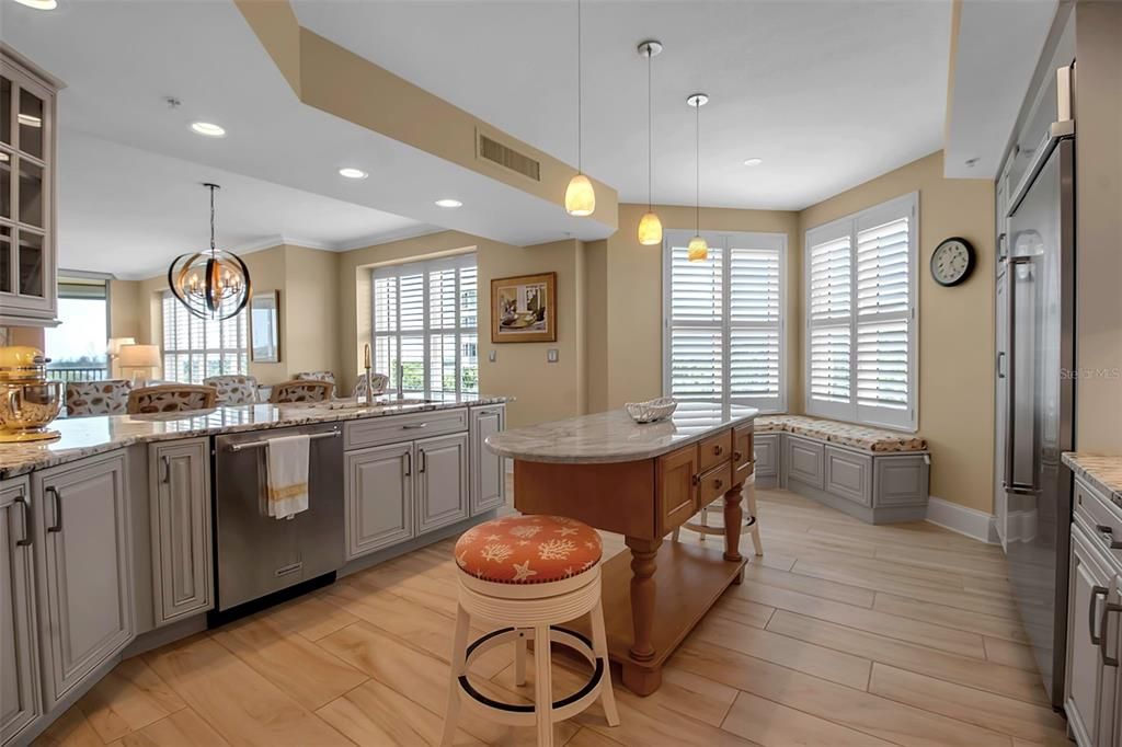 Chandelier, Interior, Kitchen, Pendant Lights, Recessed Lighting, Wood Texture Flooring