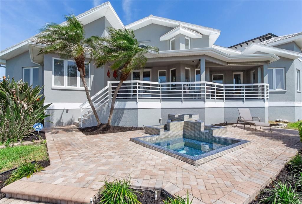 Exterior, Facade, American Craftsman