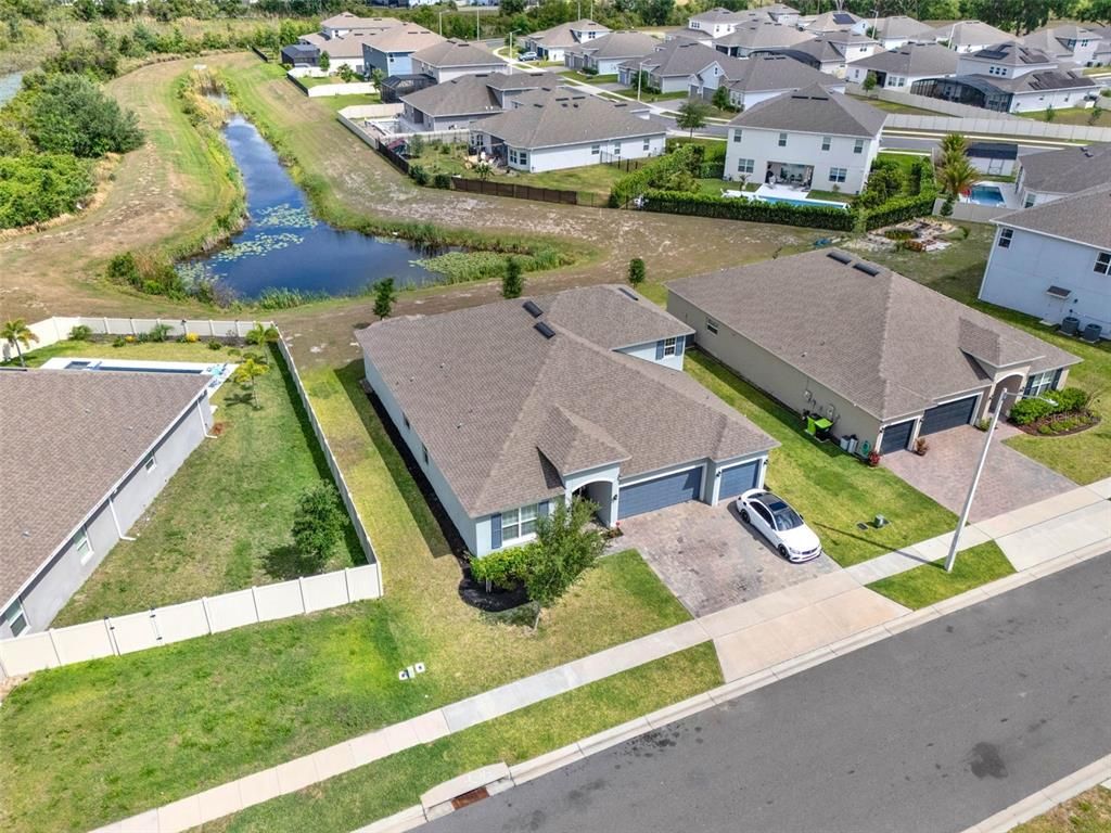 Exterior, Drone