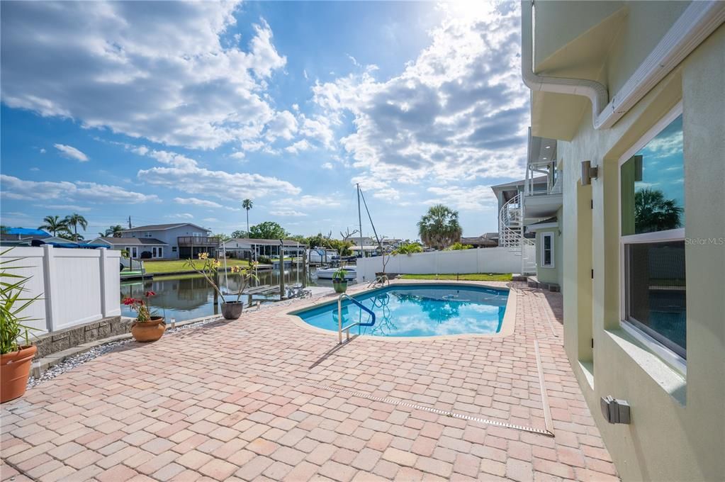 Exterior, Pool, Water