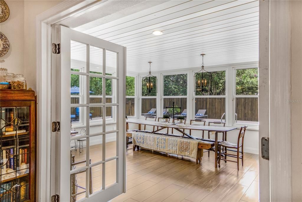 Home Office, Interior, Pendant Lights, Recessed Lighting, Wood Texture Flooring