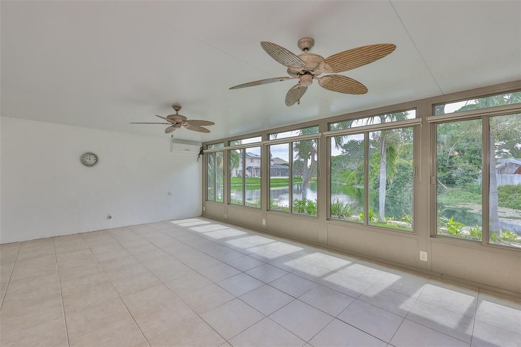 Empty room, Interior, Sun Room