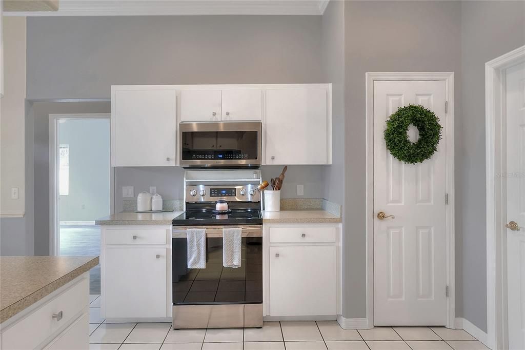 Interior, Kitchen, Stainless Steel Appliances