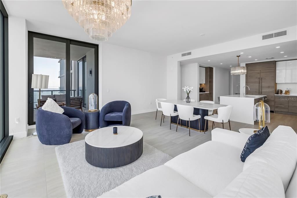 Chandelier, Dining room, Interior, Kitchen, Living room, Recessed Lighting, Wood Texture Flooring