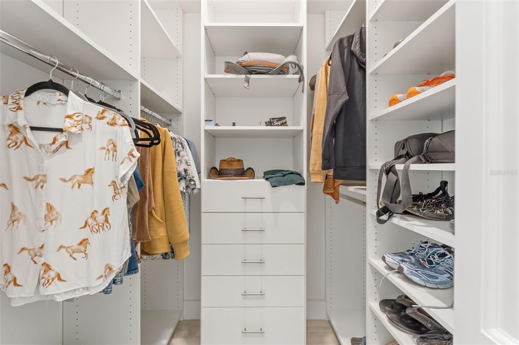 Interior, Walk-in Closets