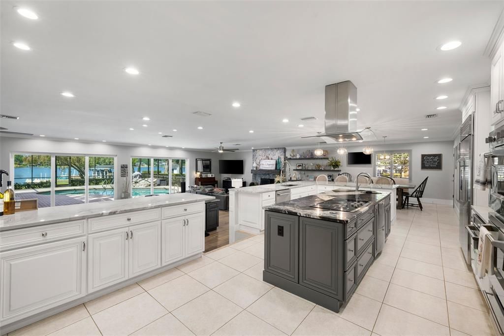 Dining room, Interior, Kitchen, Pendant Lights, Recessed Lighting, Stainless Steel Appliances, Water
