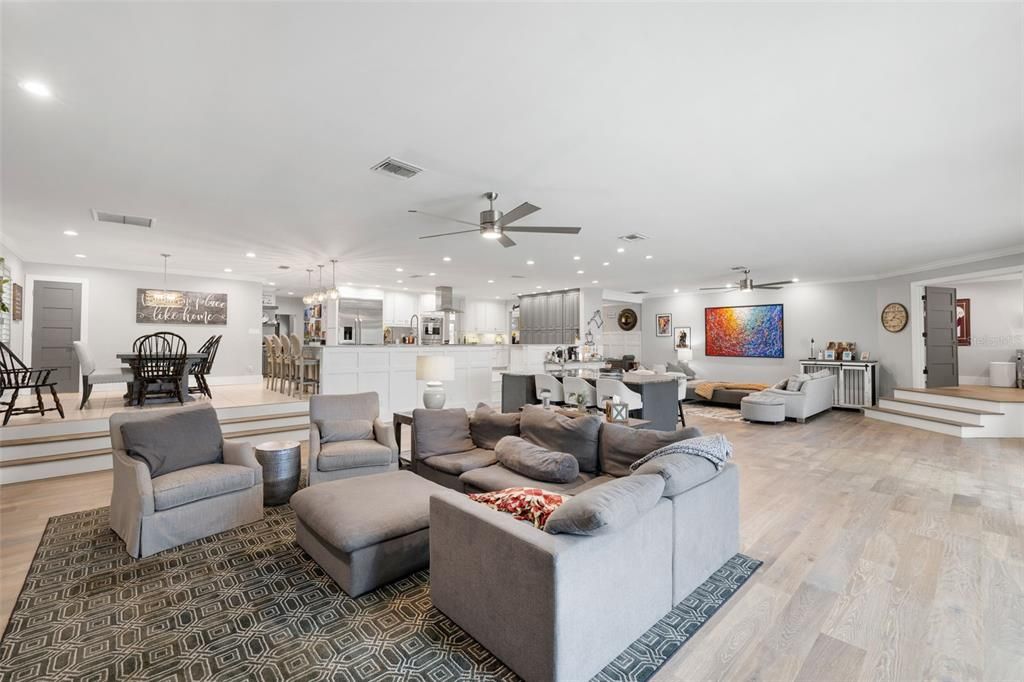 Dining room, Interior, Kitchen, Living room, Pendant Lights, Recessed Lighting, Stainless Steel Appliances, Wood Texture Flooring