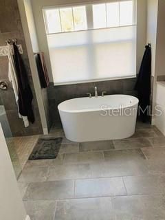 Bathroom, Free Standing Baths, Interior