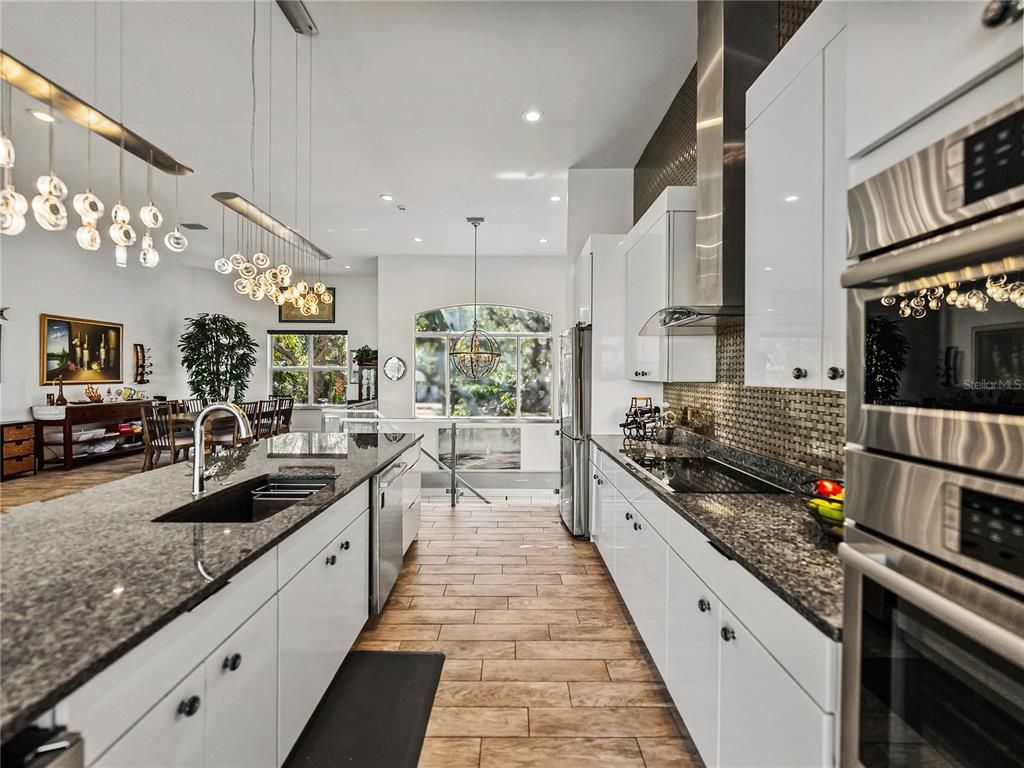 Interior, Kitchen, Living room, Pendant Lights, Recessed Lighting, Stainless Steel Appliances, Wood Texture Flooring