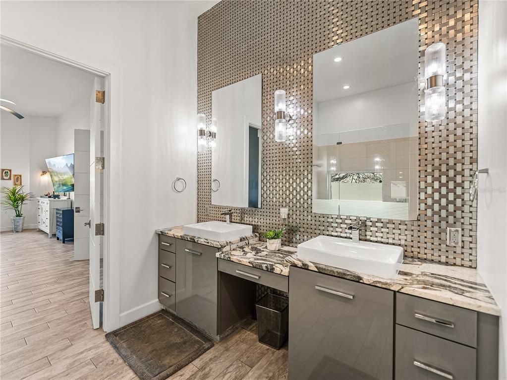 Bathroom, Dual Sink Vanities, Interior, Recessed Lighting, Wood Texture Flooring