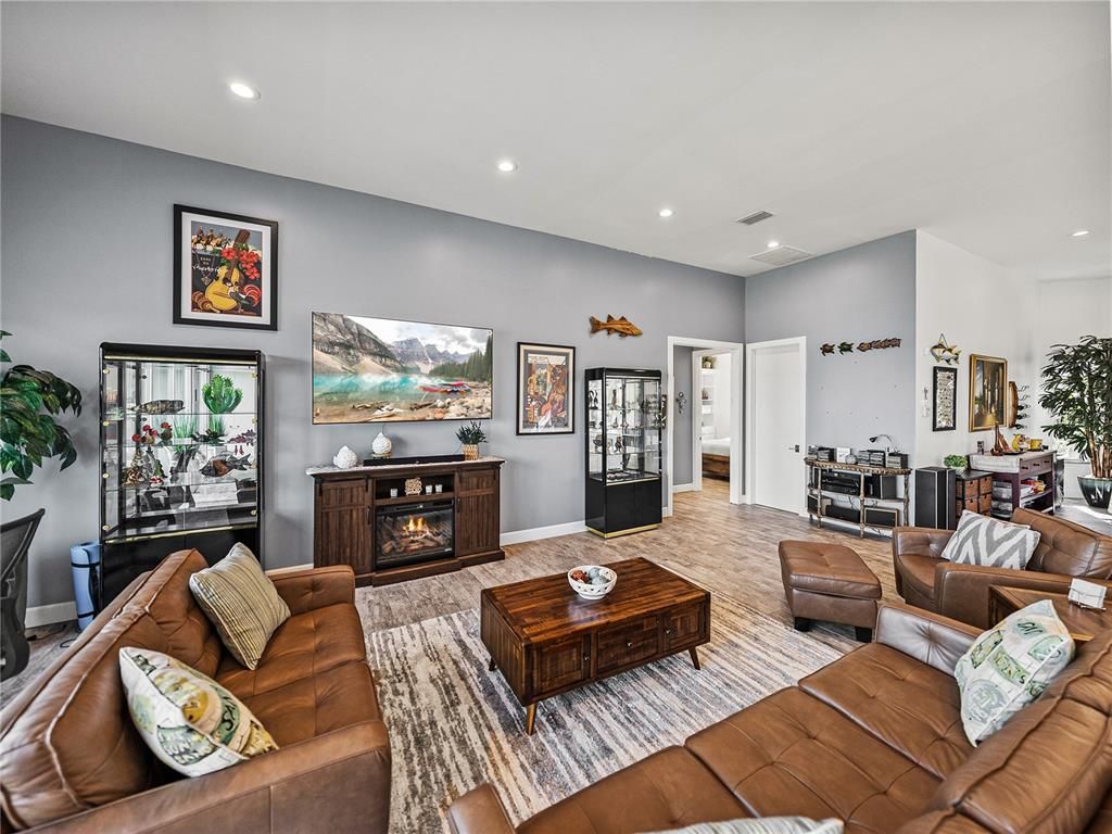 Interior, Living room, Recessed Lighting, Wood Texture Flooring