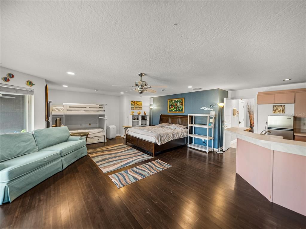 Bedroom, Interior, Kitchen, Recessed Lighting, Wood Texture Flooring