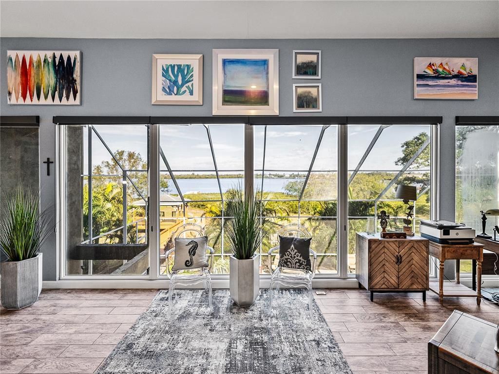 Interior, Sun Room, Water, Wood Texture Flooring