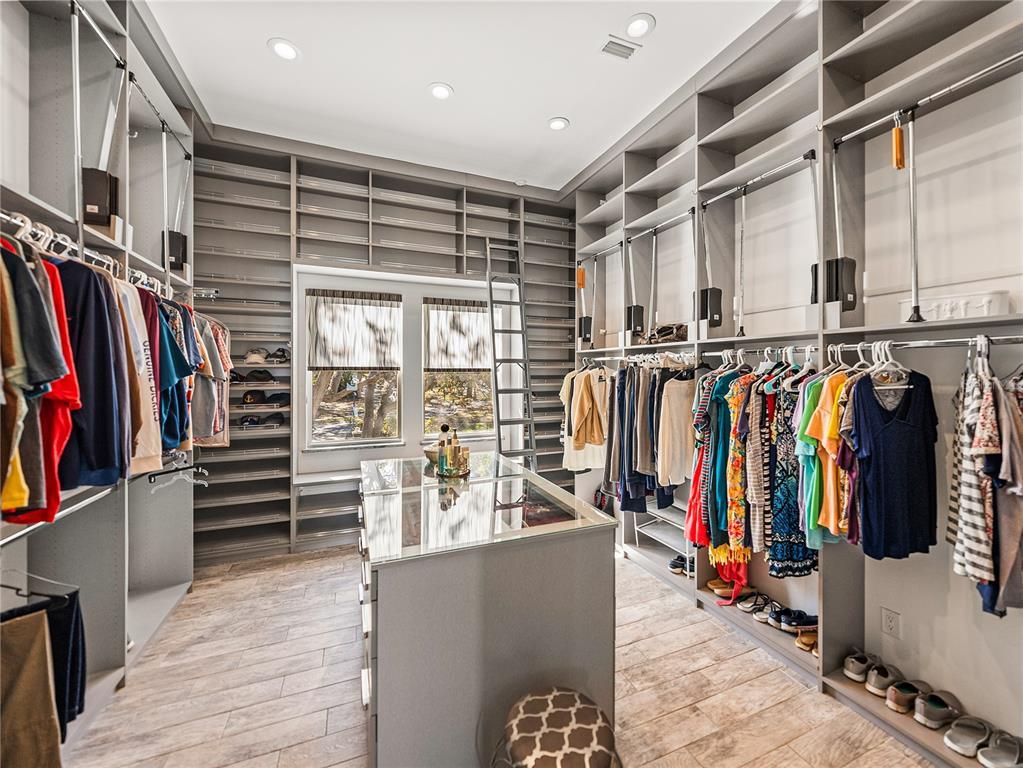 Interior, Recessed Lighting, Walk-in Closets, Wood Texture Flooring