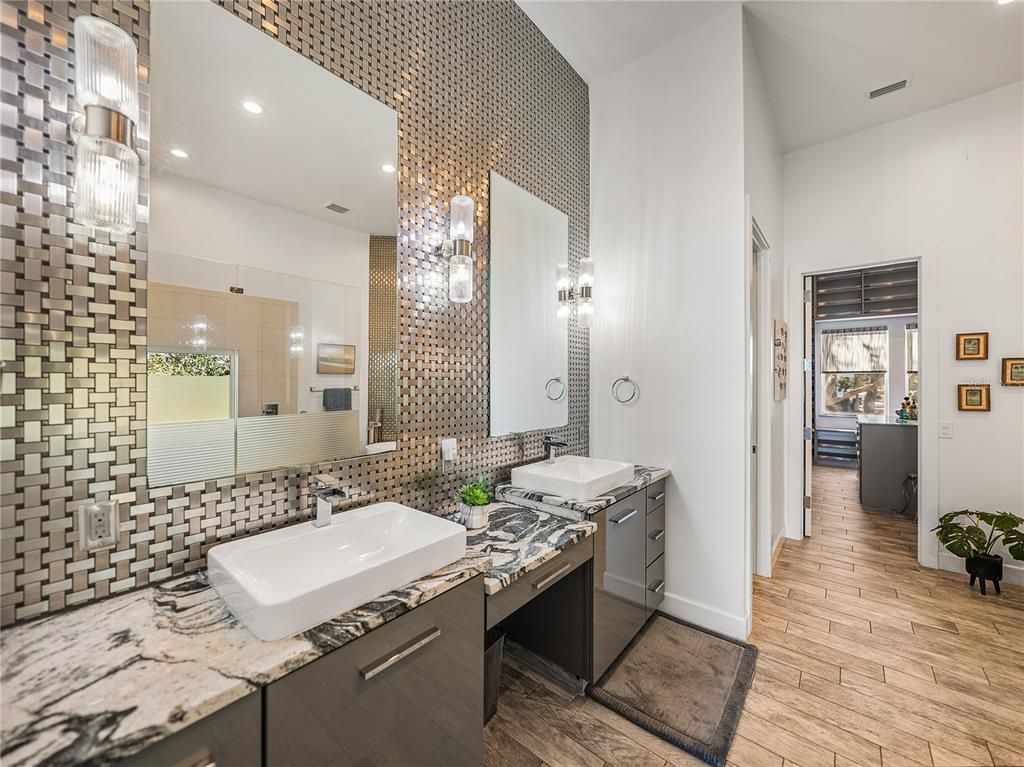 Bathroom, Dual Sink Vanities, Interior, Recessed Lighting, Wood Texture Flooring
