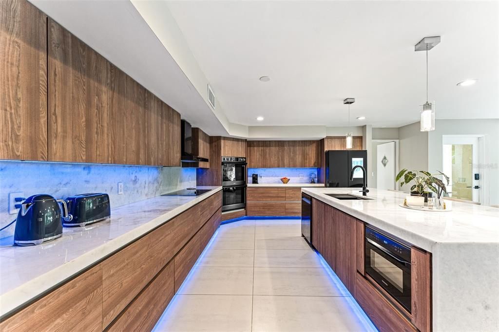 Interior, Kitchen, Pendant Lights, Recessed Lighting