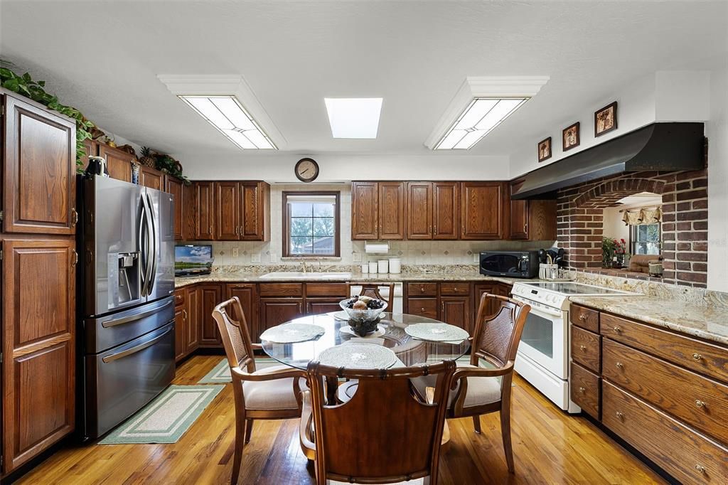Dining room, Interior, Kitchen, Stone Walls, Wood Texture Flooring