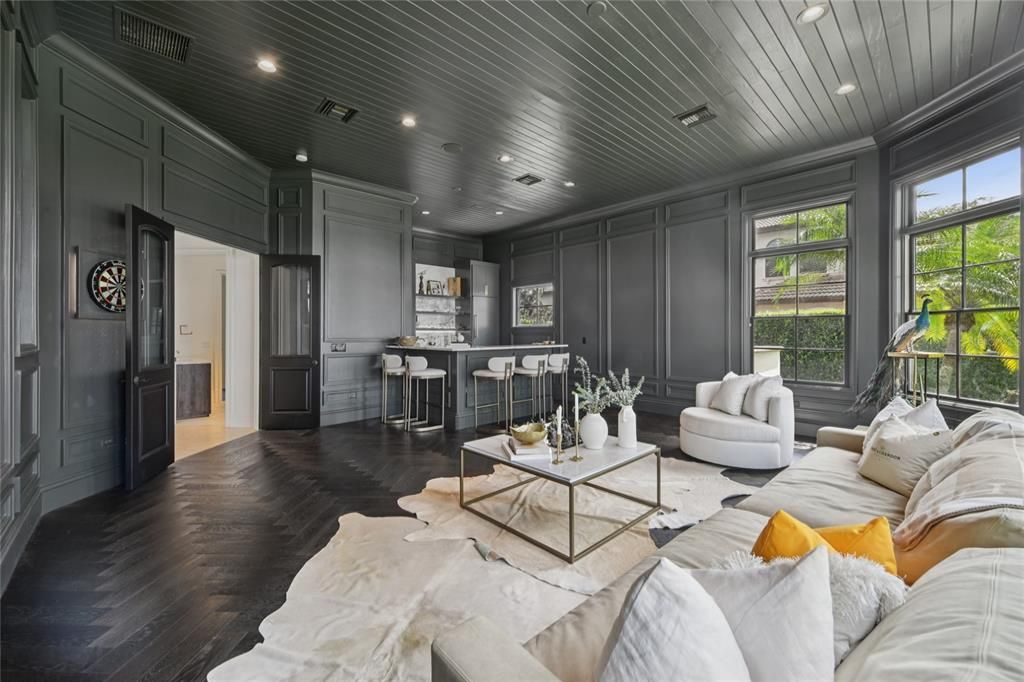 Interior, Living room, Recessed Lighting, Wood Texture Flooring