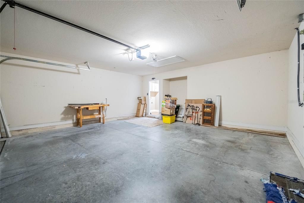 Empty room, Garage, Interior