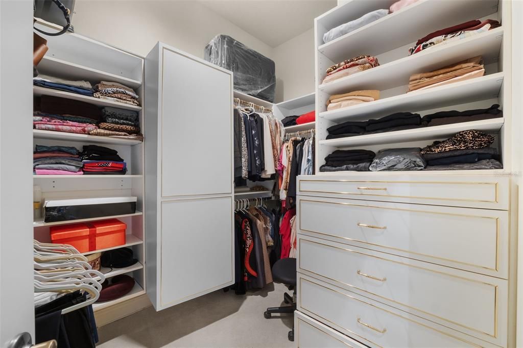 Interior, Walk-in Closets