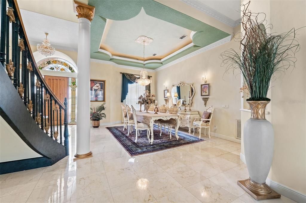 Chandelier, Dining room, Interior