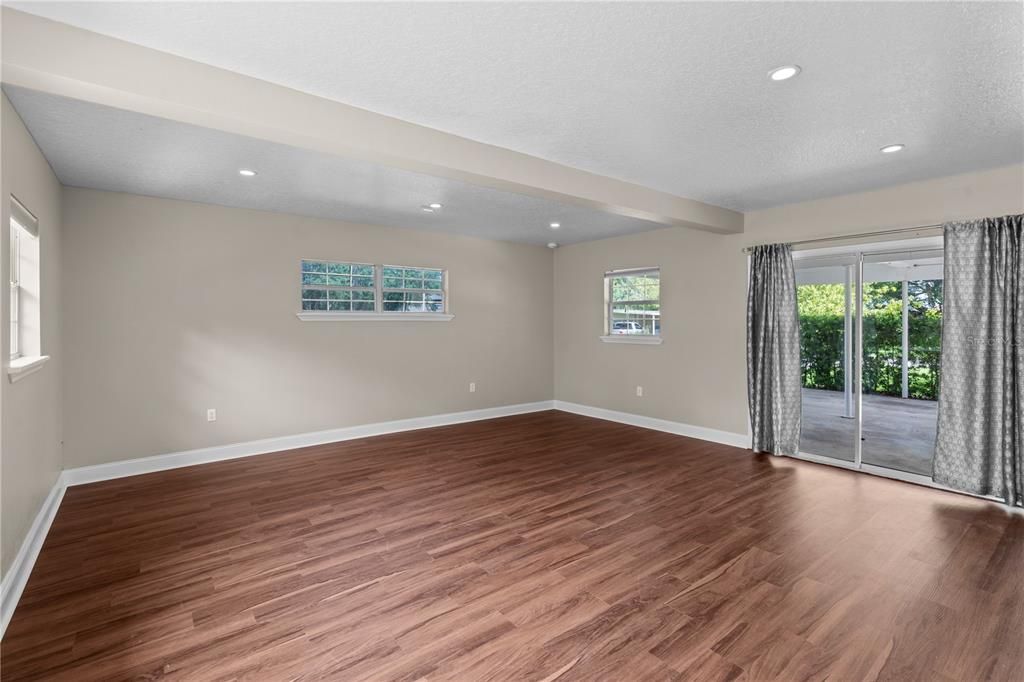 Empty room, Interior, Recessed Lighting, Wood Texture Flooring