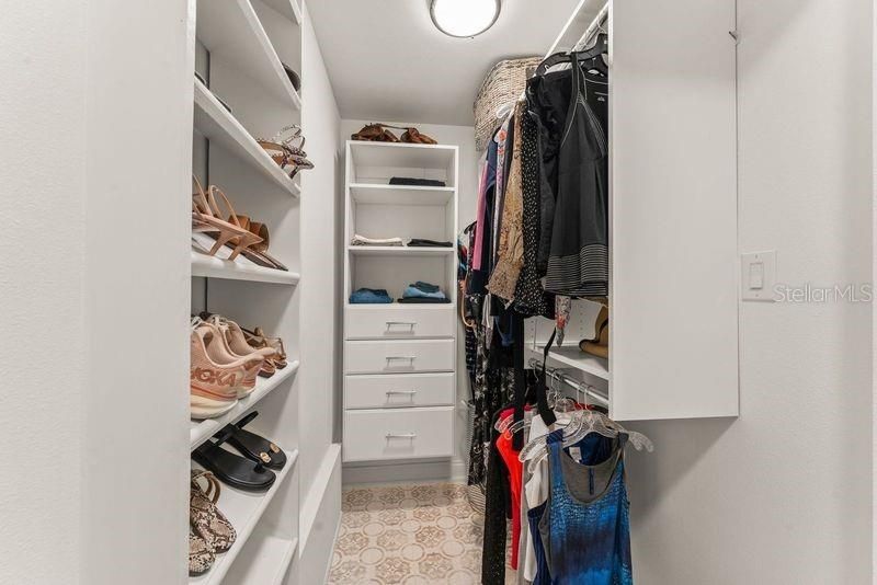 Interior, Recessed Lighting, Walk-in Closets