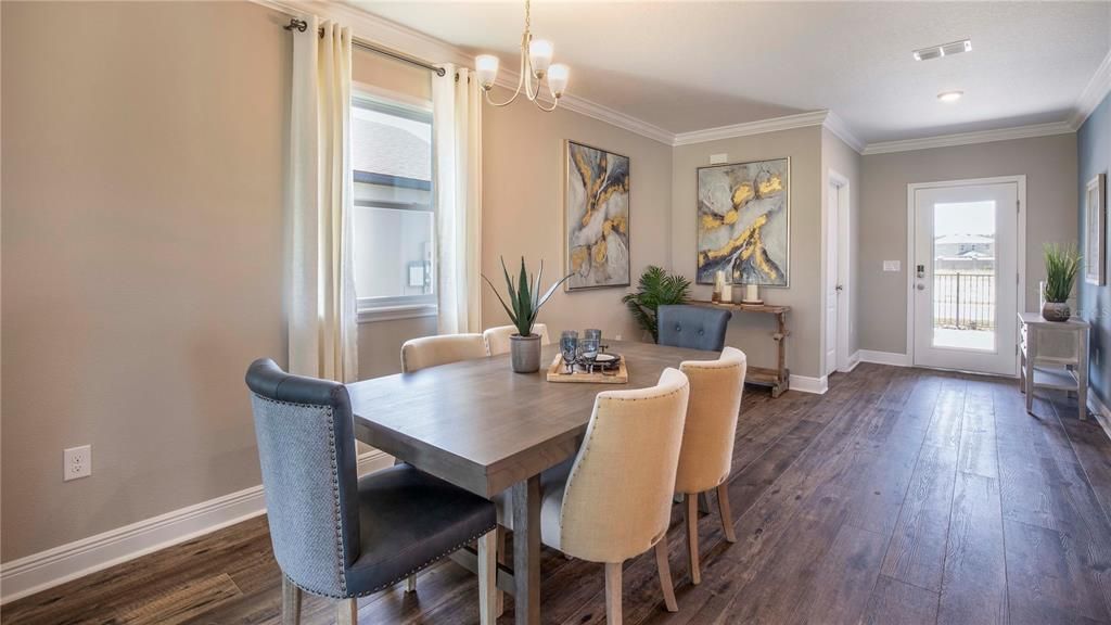 Chandelier, Dining room, Interior, Recessed Lighting, Wood Texture Flooring