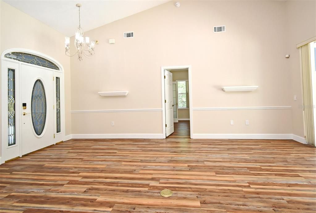 Chandelier, Empty room, Interior, Wood Texture Flooring