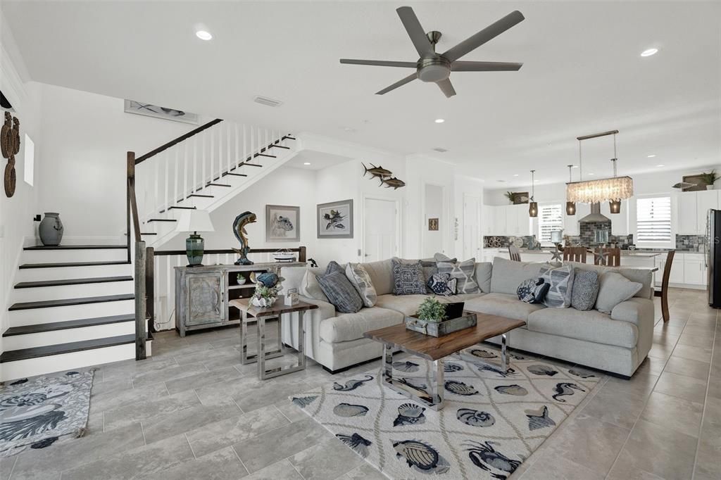 Chandelier, Dining room, Interior, Kitchen, Living room, Pendant Lights, Recessed Lighting