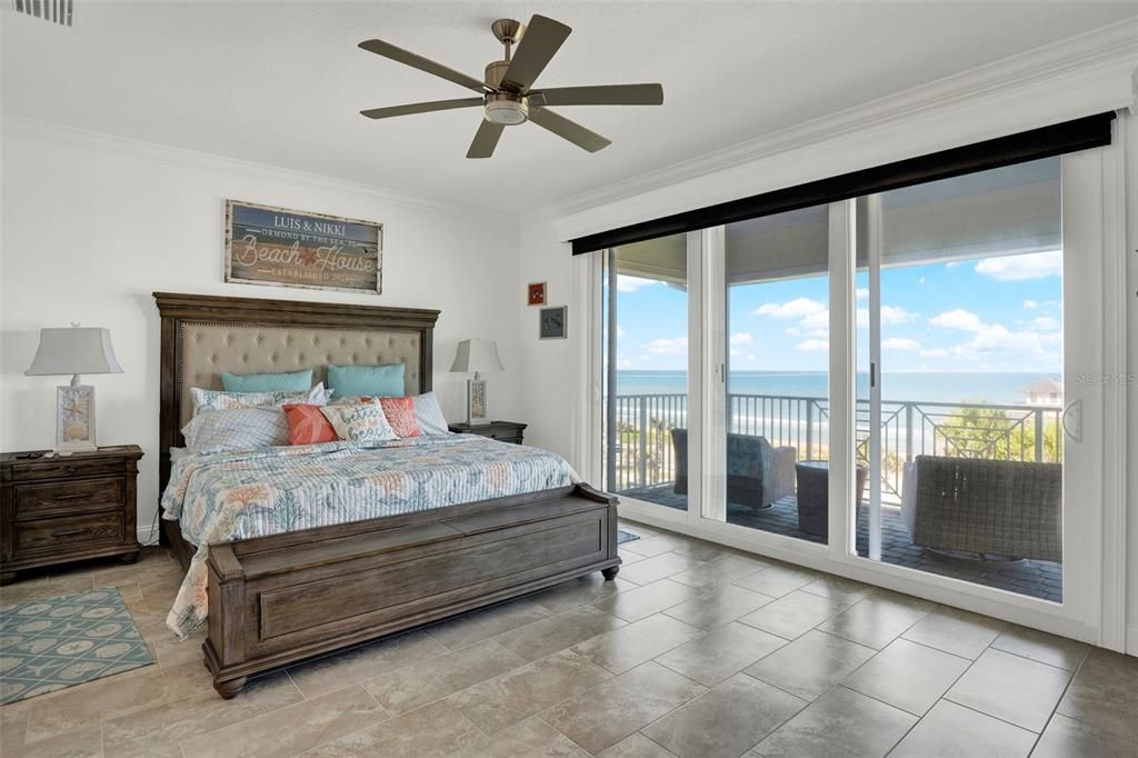 Bedroom, Interior, Water