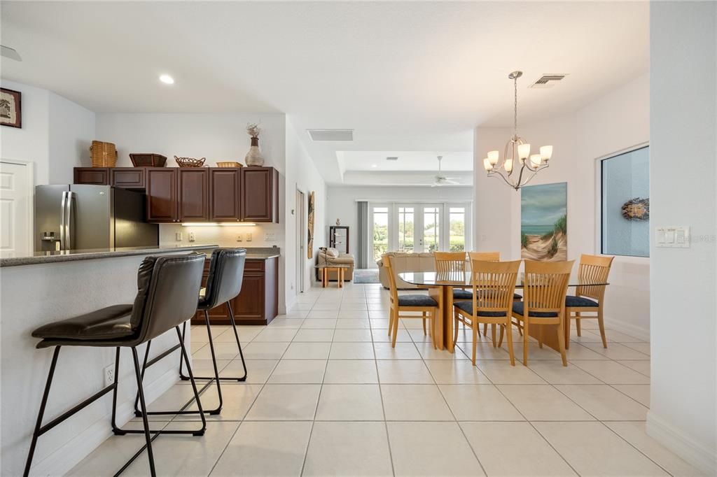 Chandelier, Dining room, Interior, Kitchen, Recessed Lighting