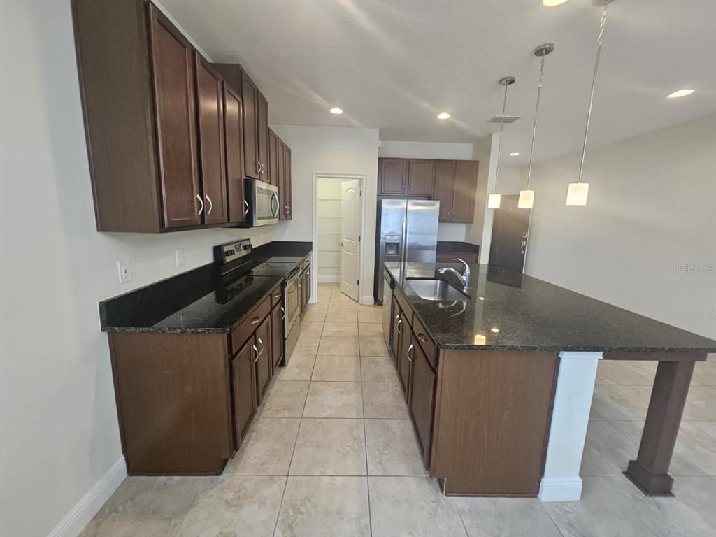 Interior, Kitchen, Pendant Lights, Recessed Lighting