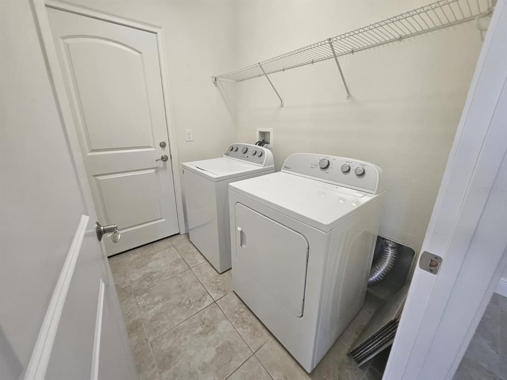 Interior, Washer