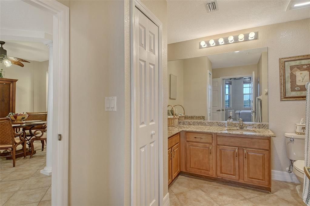 Bathroom, Dining room, Interior