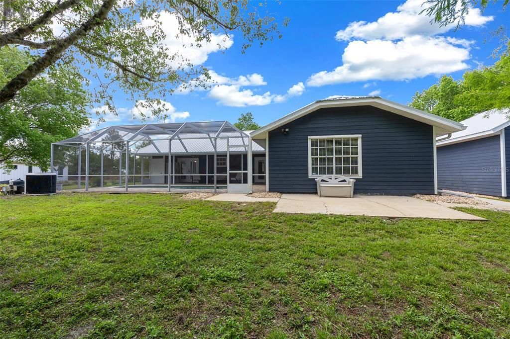 Backyard, Exterior