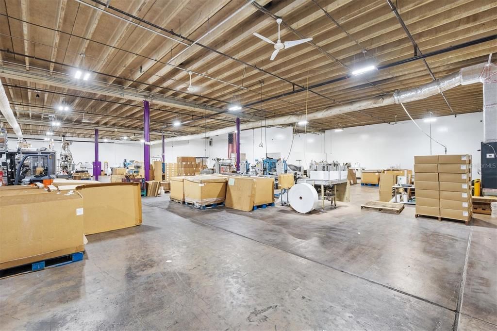 Fitness Equipment, Interior, Recessed Lighting
