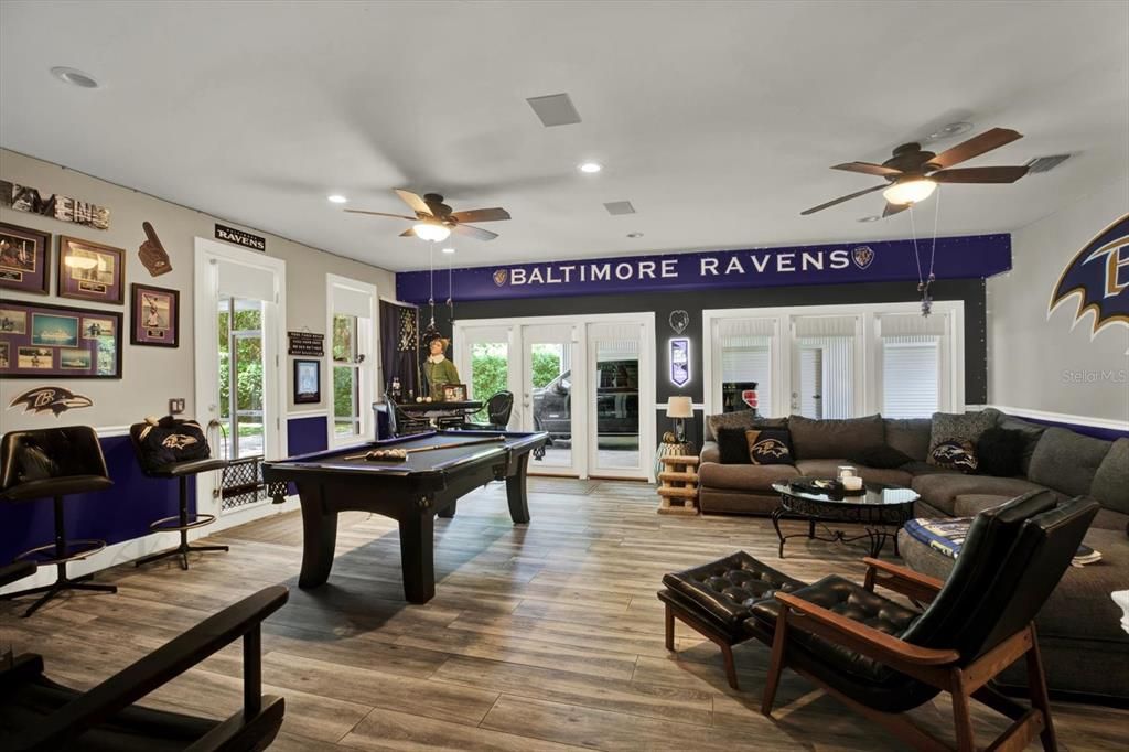Billiard Table, Game Room, Interior, Living room, Recessed Lighting, Wood Texture Flooring