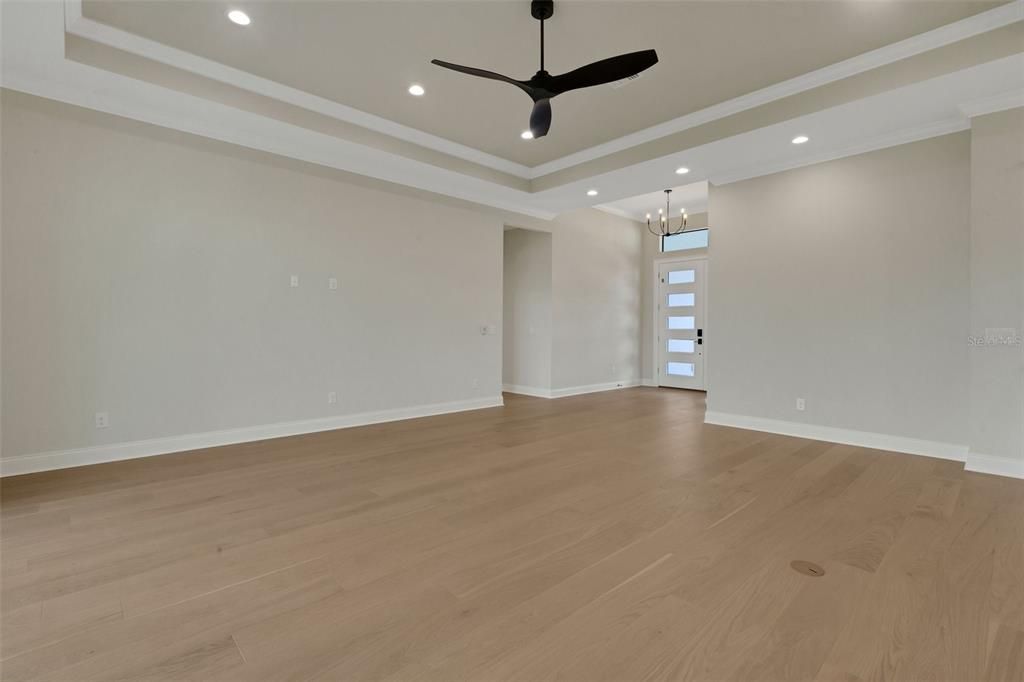 Empty room, Interior, Recessed Lighting, Wood Texture Flooring