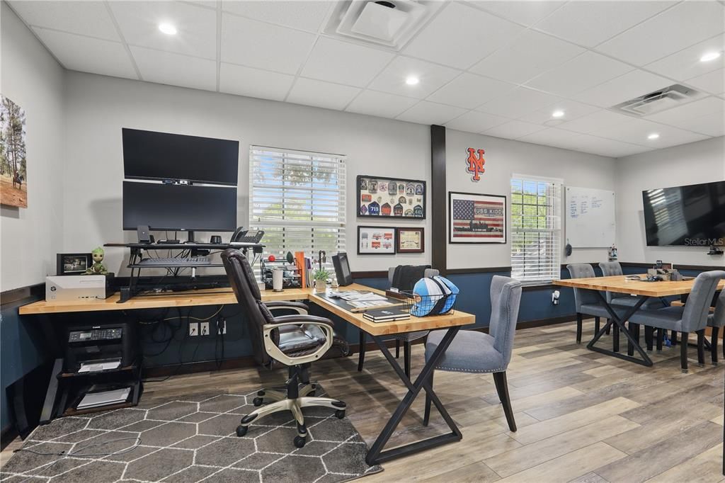 Home Office, Interior, Recessed Lighting, Wood Texture Flooring