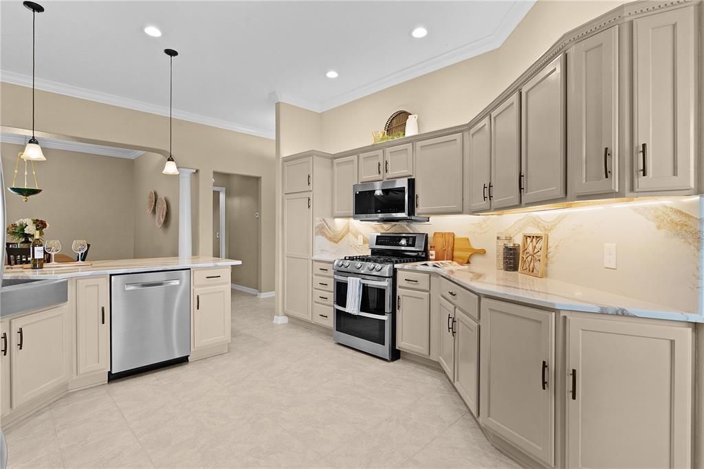 Interior, Kitchen, Pendant Lights, Recessed Lighting, Stainless Steel Appliances