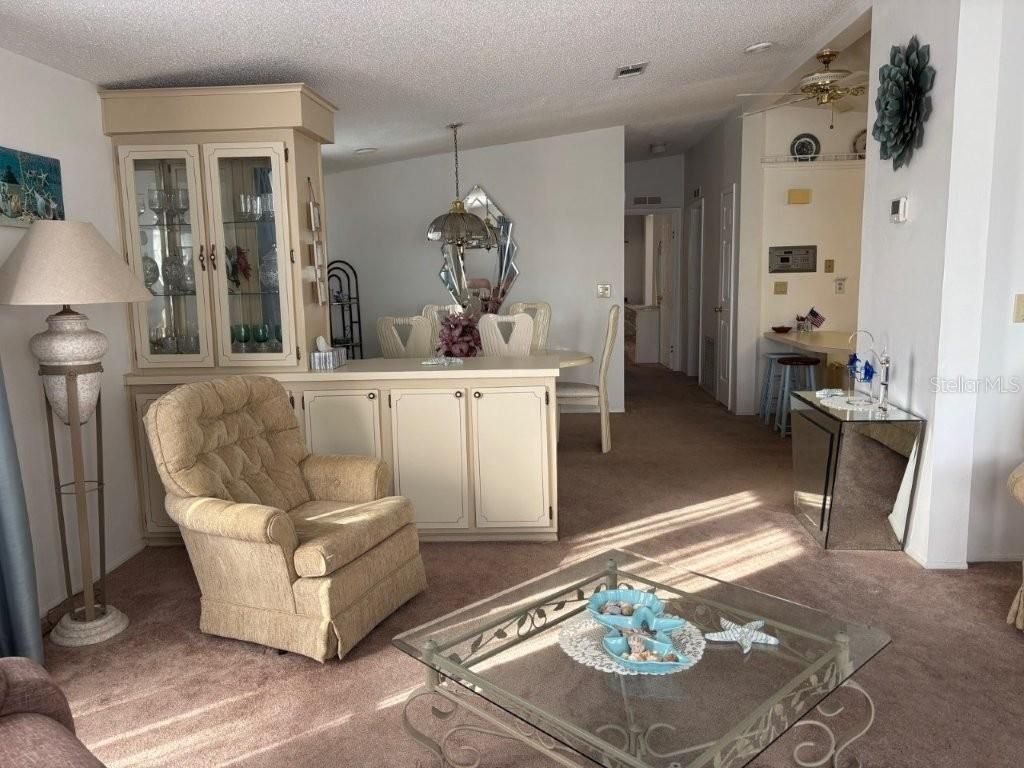 Dining room, Interior, Living room, Pendant Lights