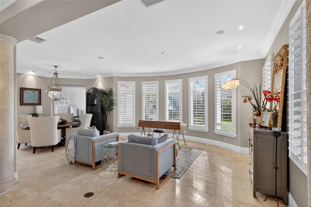 Chandelier, Dining room, Interior, Living room, Pendant Lights, Recessed Lighting