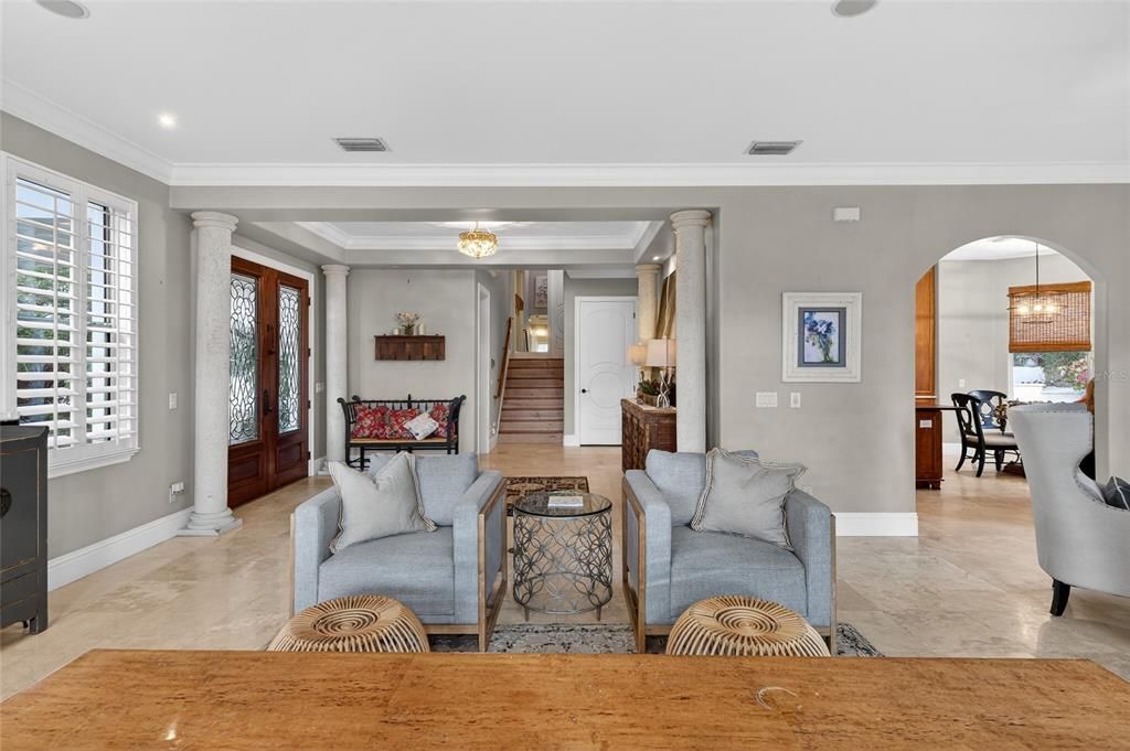 Dining room, Interior, Living room, Pendant Lights, Recessed Lighting