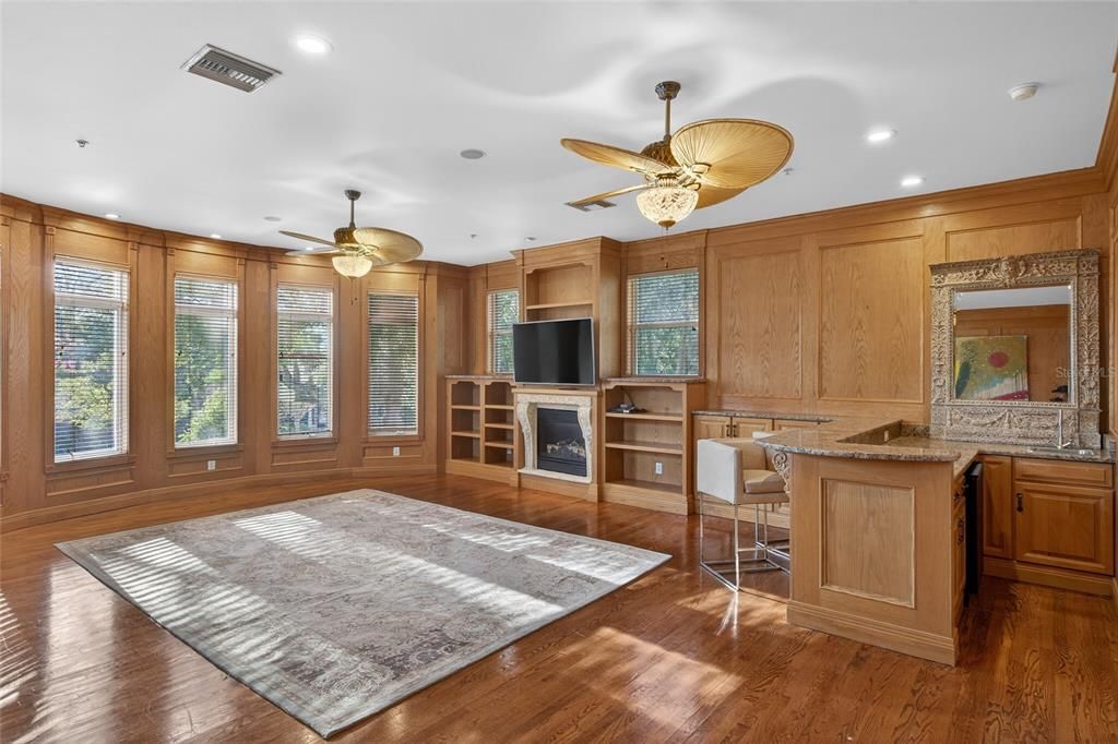 Interior, Recessed Lighting, Wood Texture Flooring, Wooden Walls