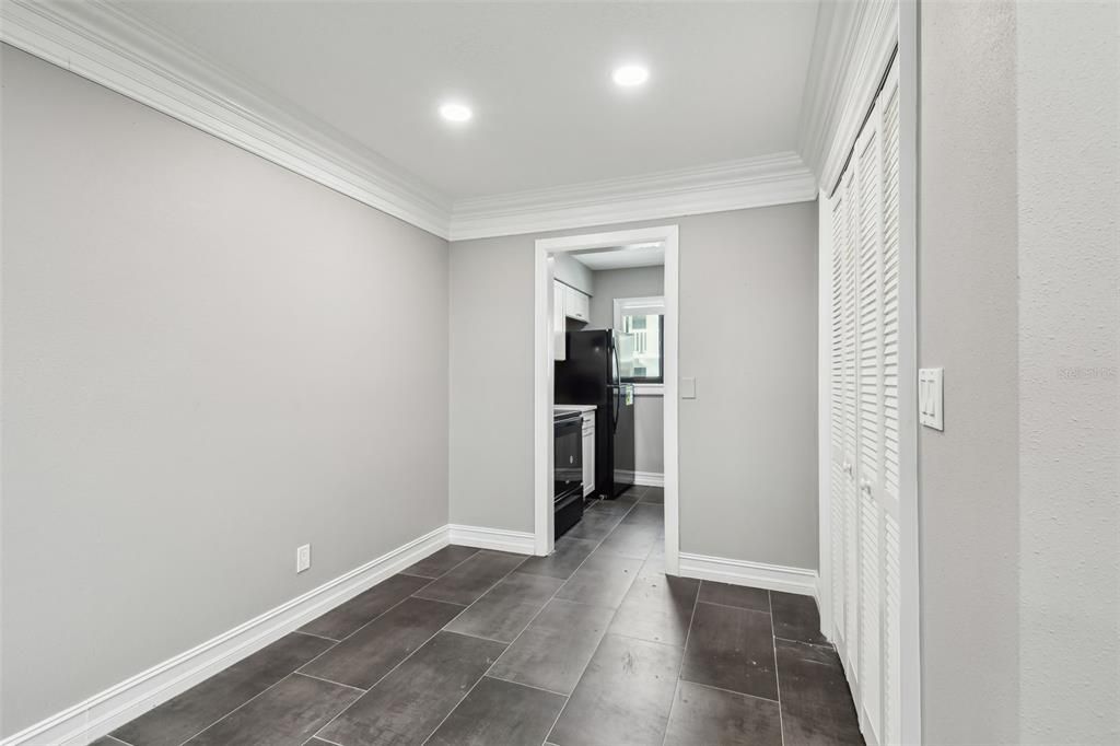 Empty room, Interior, Kitchen, Recessed Lighting