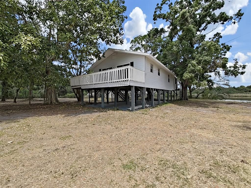 Backyard, Exterior
