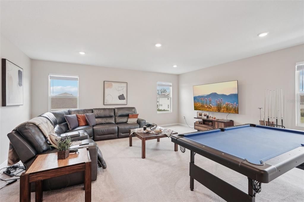 Billiard Table, Game Room, Interior, Living room, Recessed Lighting