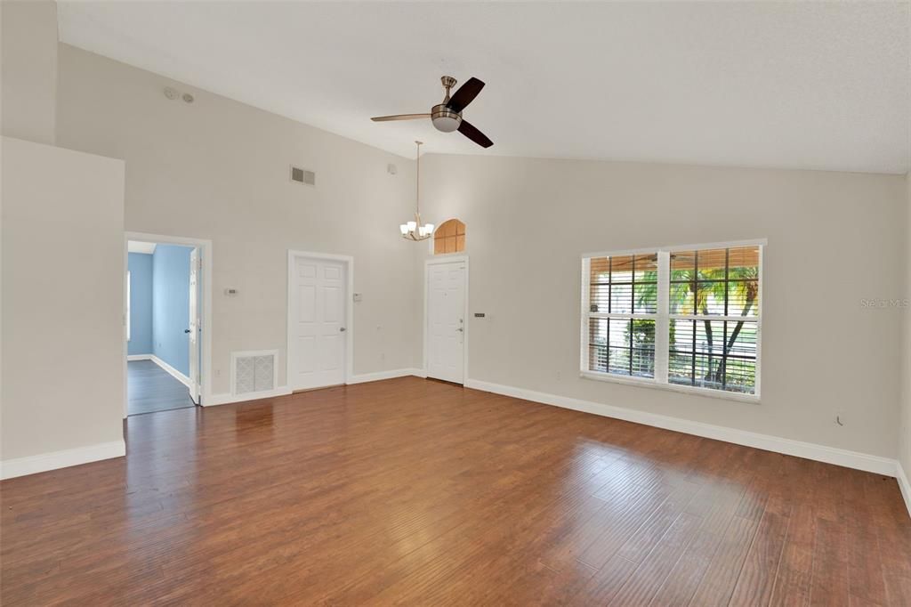 Chandelier, Empty room, Interior, Wood Texture Flooring